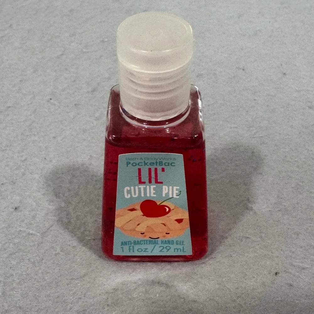 Bath & Body Works Hand Sanitizer PocketBac Red Lil' Cutie Pie 1oz Travel Size